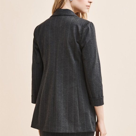 BNWT Dynamite Pinstripe Oversized Blazer - Picture 3 of 5